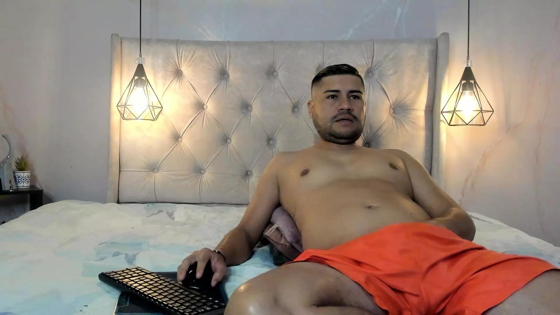 PartnerPleasure on Cam4 