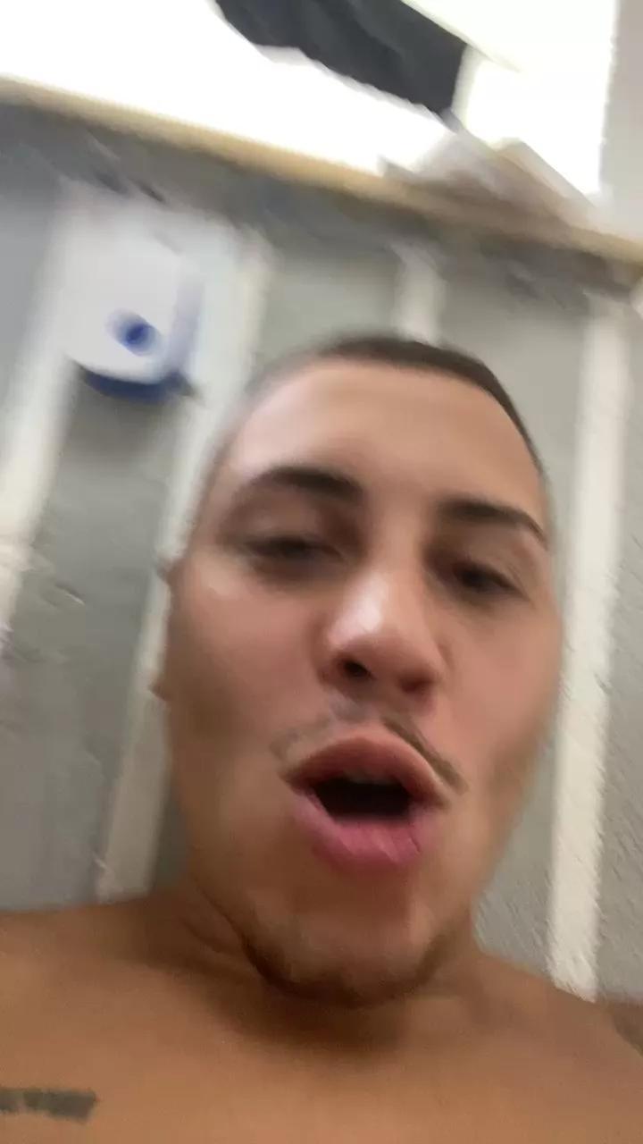 pedrinh0_x on Cam4 