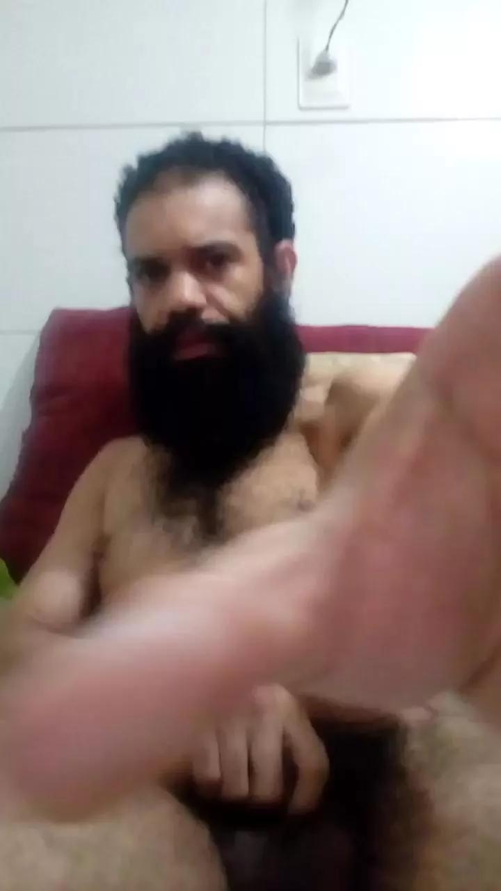 Pedrog24 on Cam4 