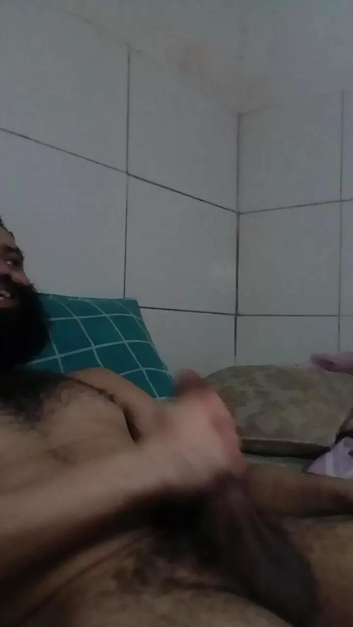 Pedrog24 on Cam4 
