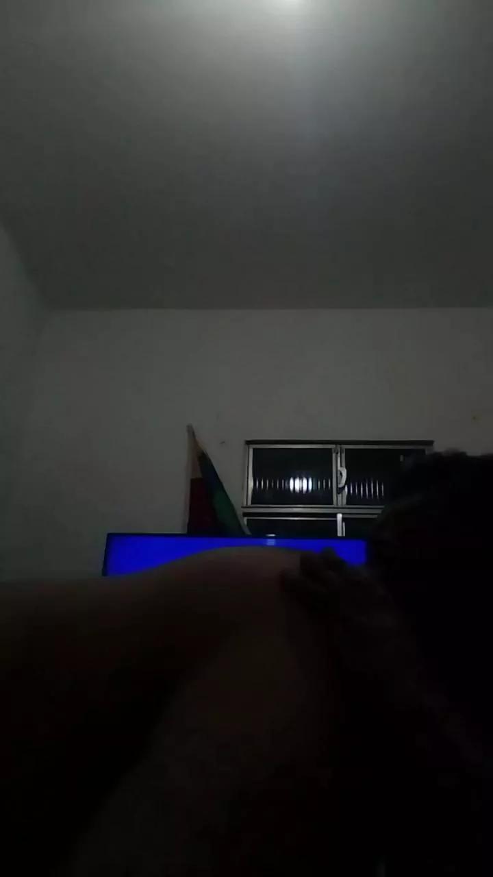 Pedrog24 on Cam4 