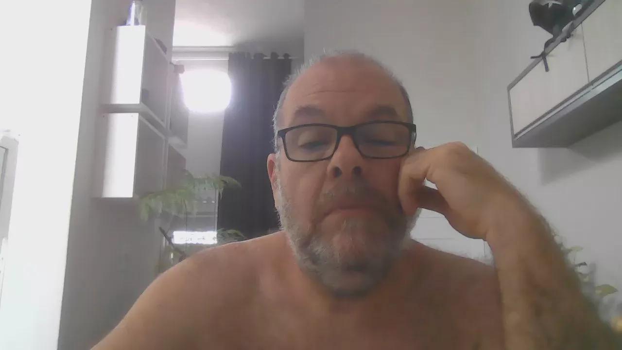 peludao3 on Cam4 