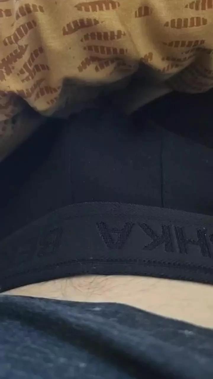 Petitspeches31 on Cam4 