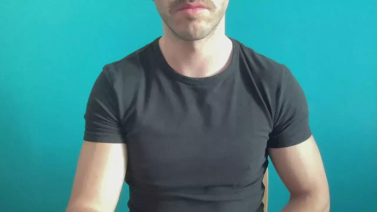 polinimarco23g1 on Cam4 