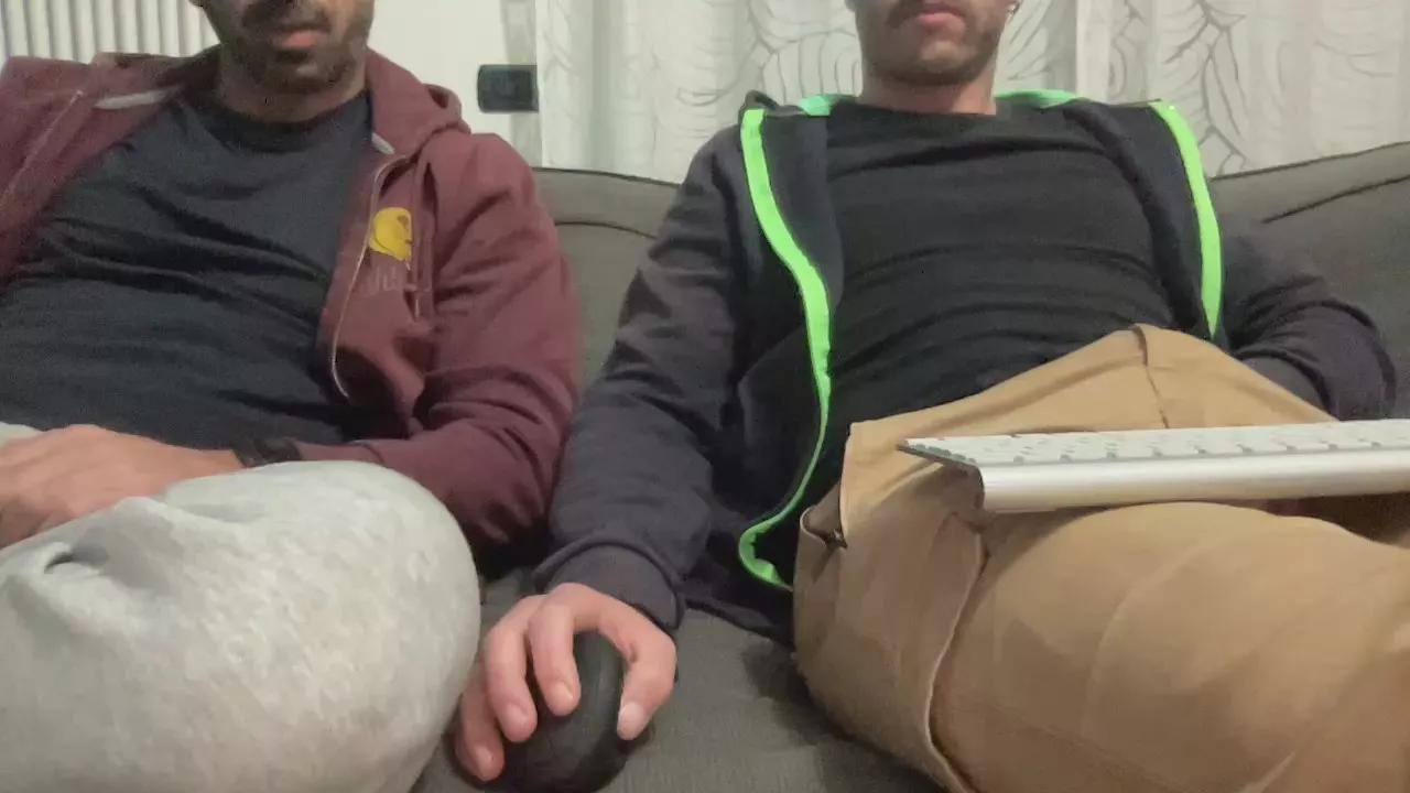 polinimarco23g1 on Cam4 