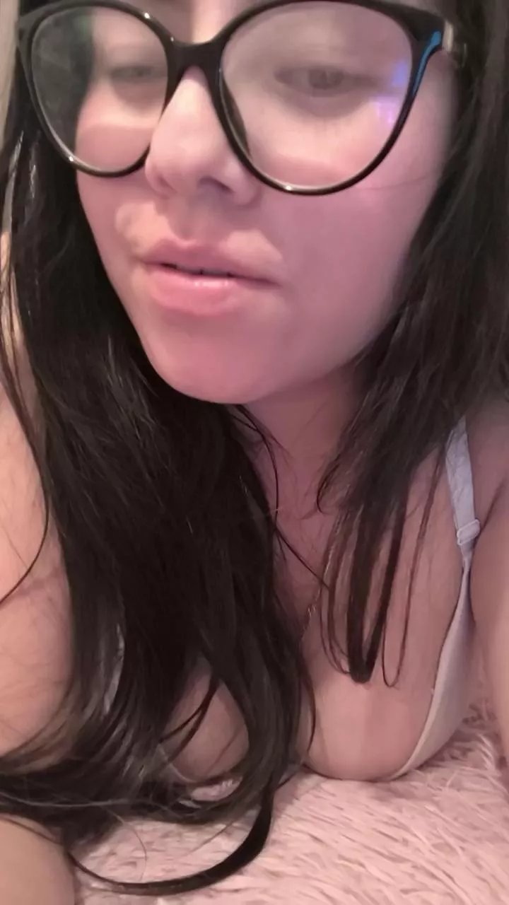 Offline princesit4bb on Cam4