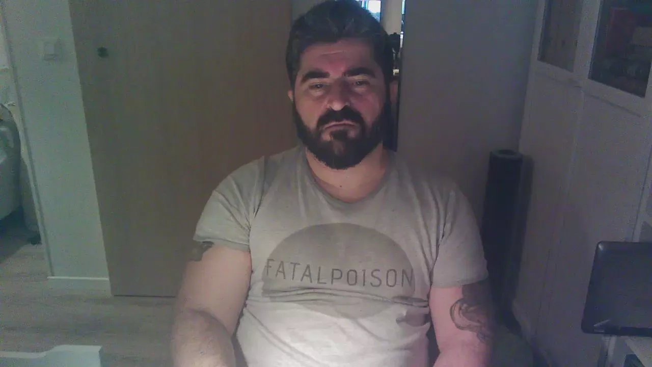 Offline principetoro on Cam4