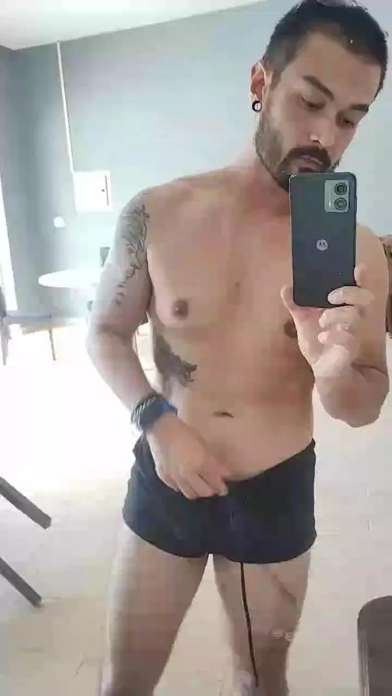 Quackdonald on Cam4 