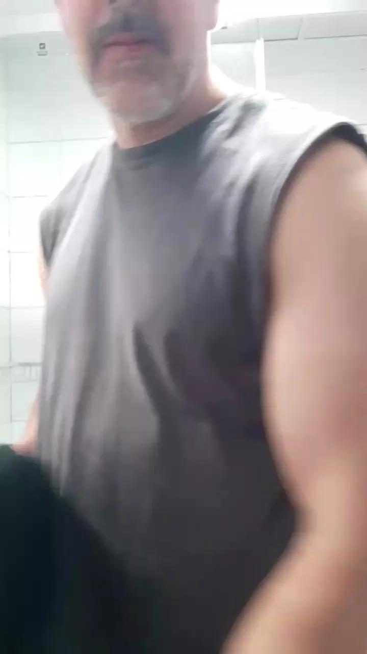 ramix95 on Cam4 