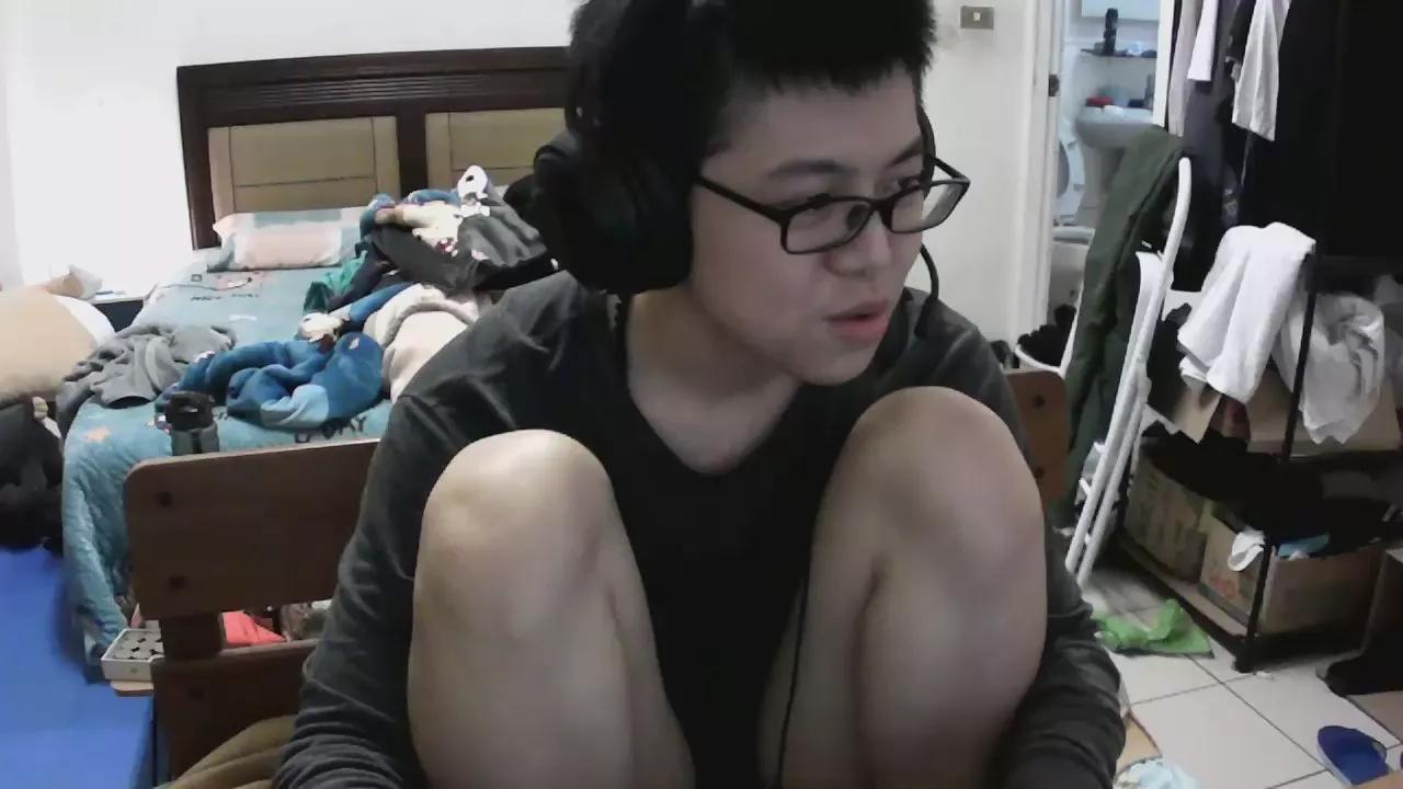 rayo220 on Cam4 