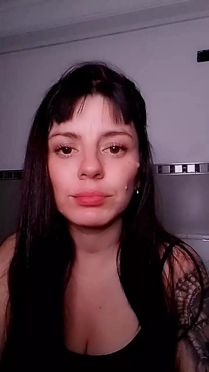 reinamomo2 on Cam4 