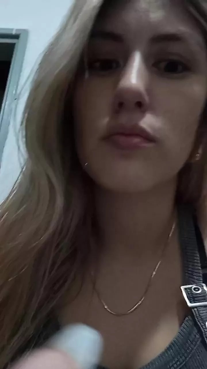 Offline Salo220 on Cam4