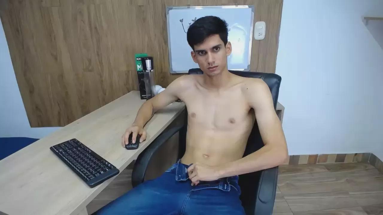 Sebalexis7 on Cam4 
