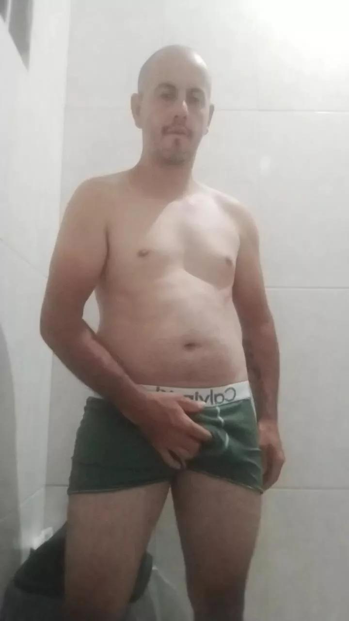 sedutor410 on Cam4 