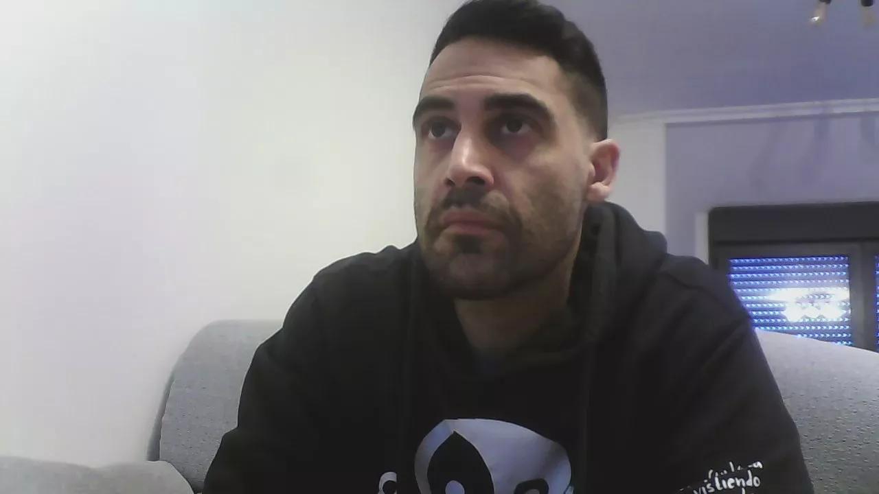 seralons on Cam4 