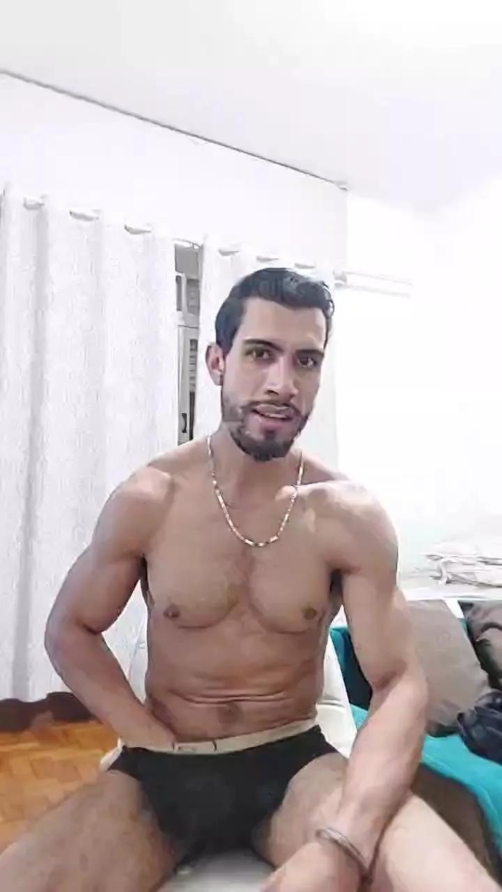 SeuMachoTop on Cam4 