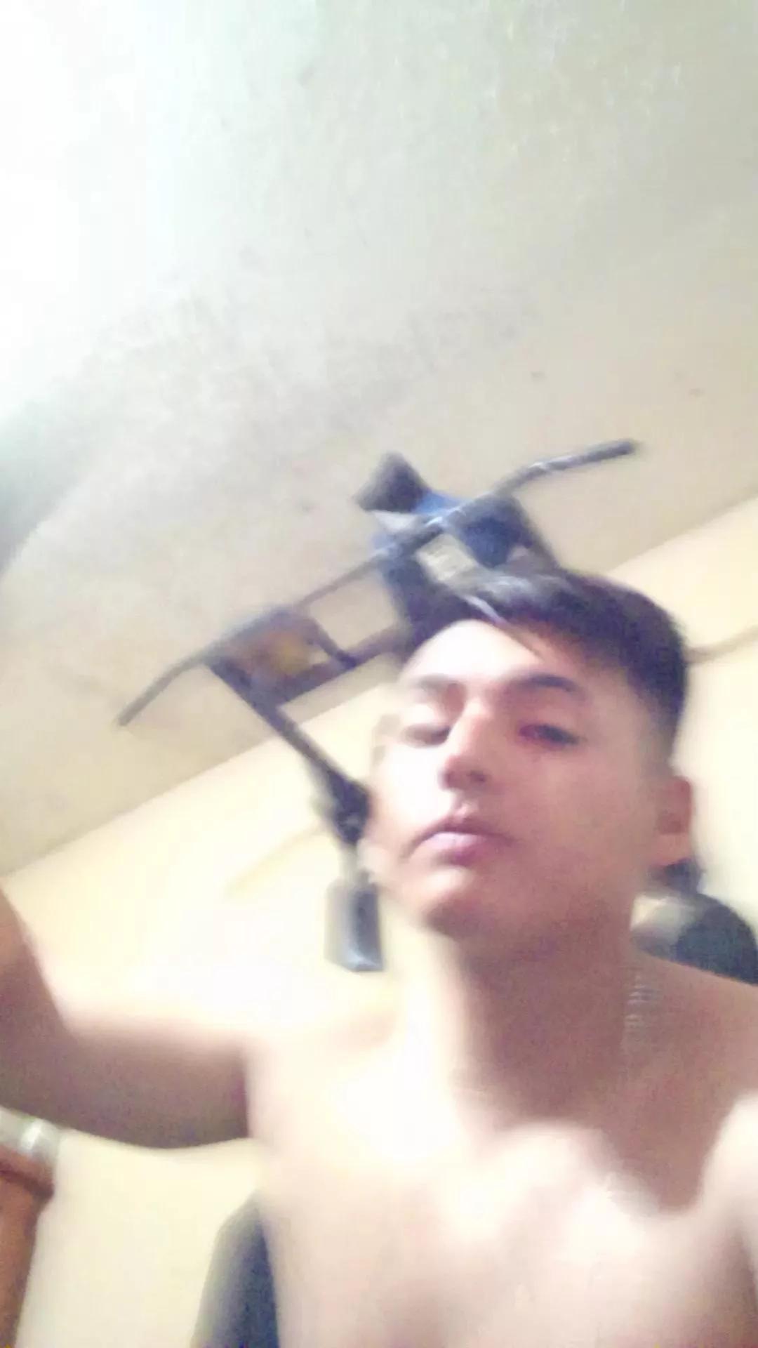 Sexlatin9928 on Cam4 