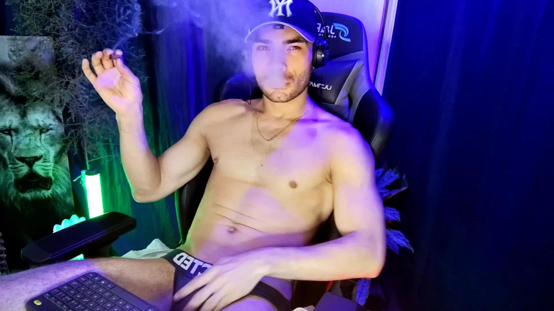 Sexylatinogay on Cam4 