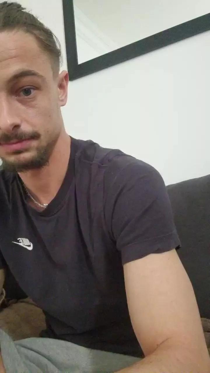 SexySayajin on Cam4 