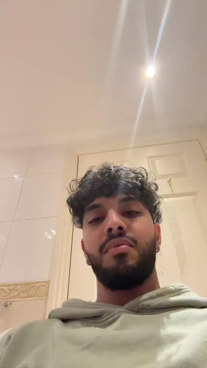 sloppy69_sexy on Cam4 