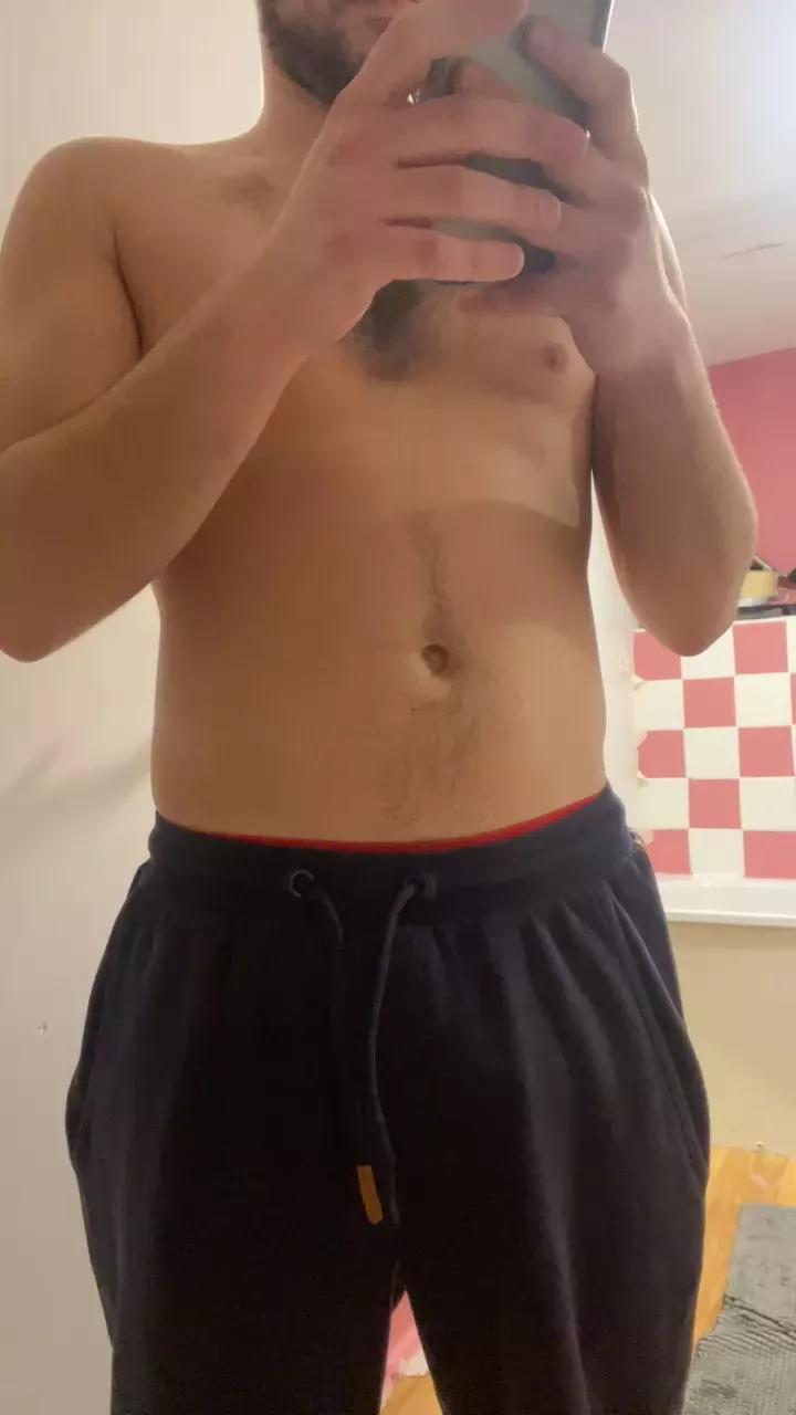 Smallboy69 on Cam4 