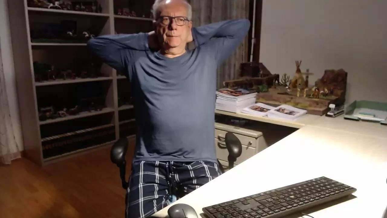 taxidancer1 on Cam4 