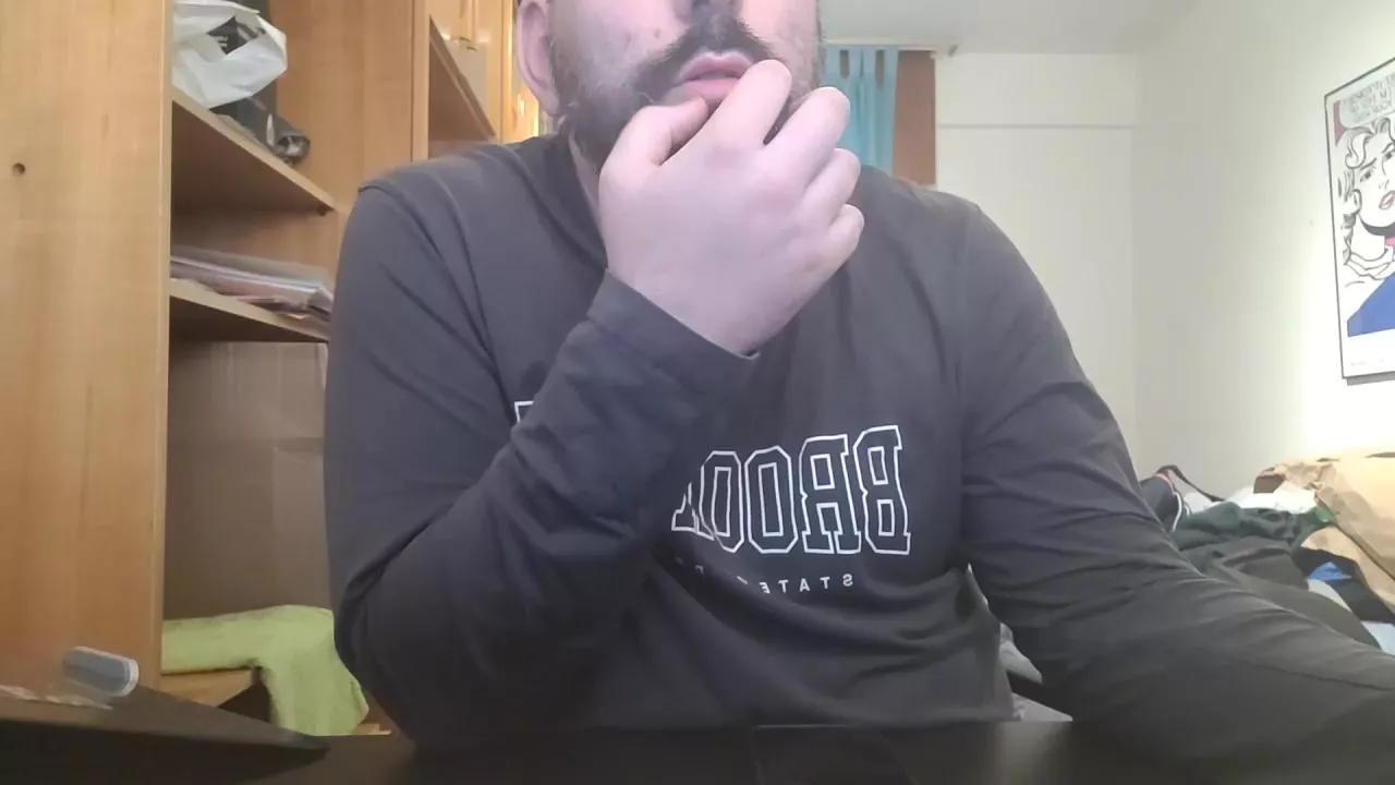 the_moontiger on Cam4 