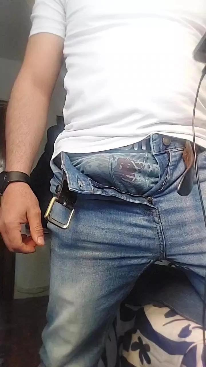 Themecanic_ on Cam4 