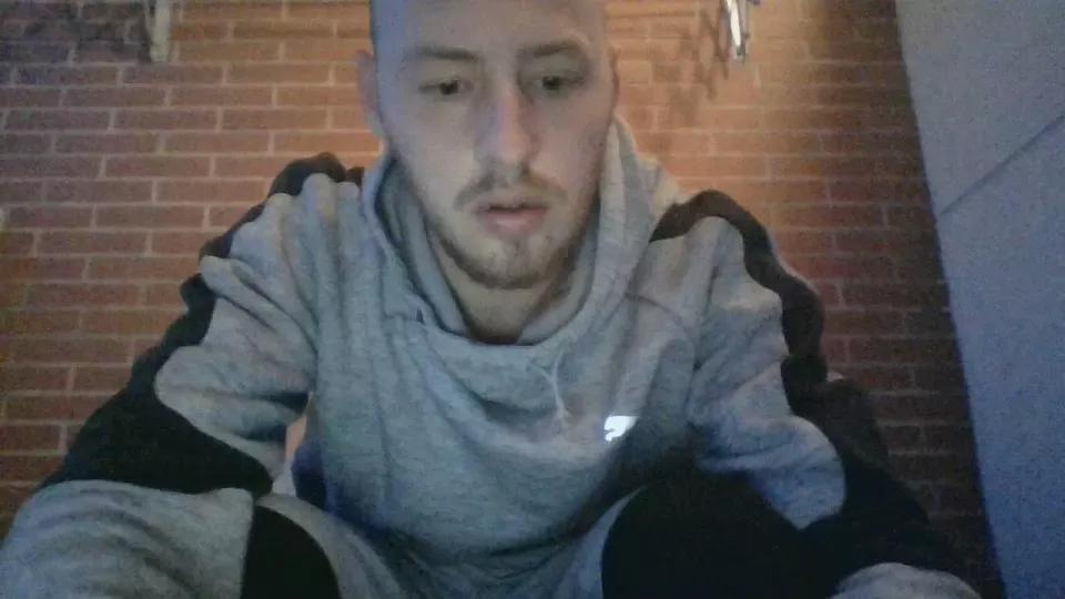 theNormalblondy on Cam4 