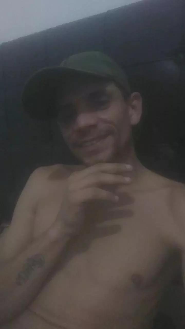 Thurzinho02 on Cam4 