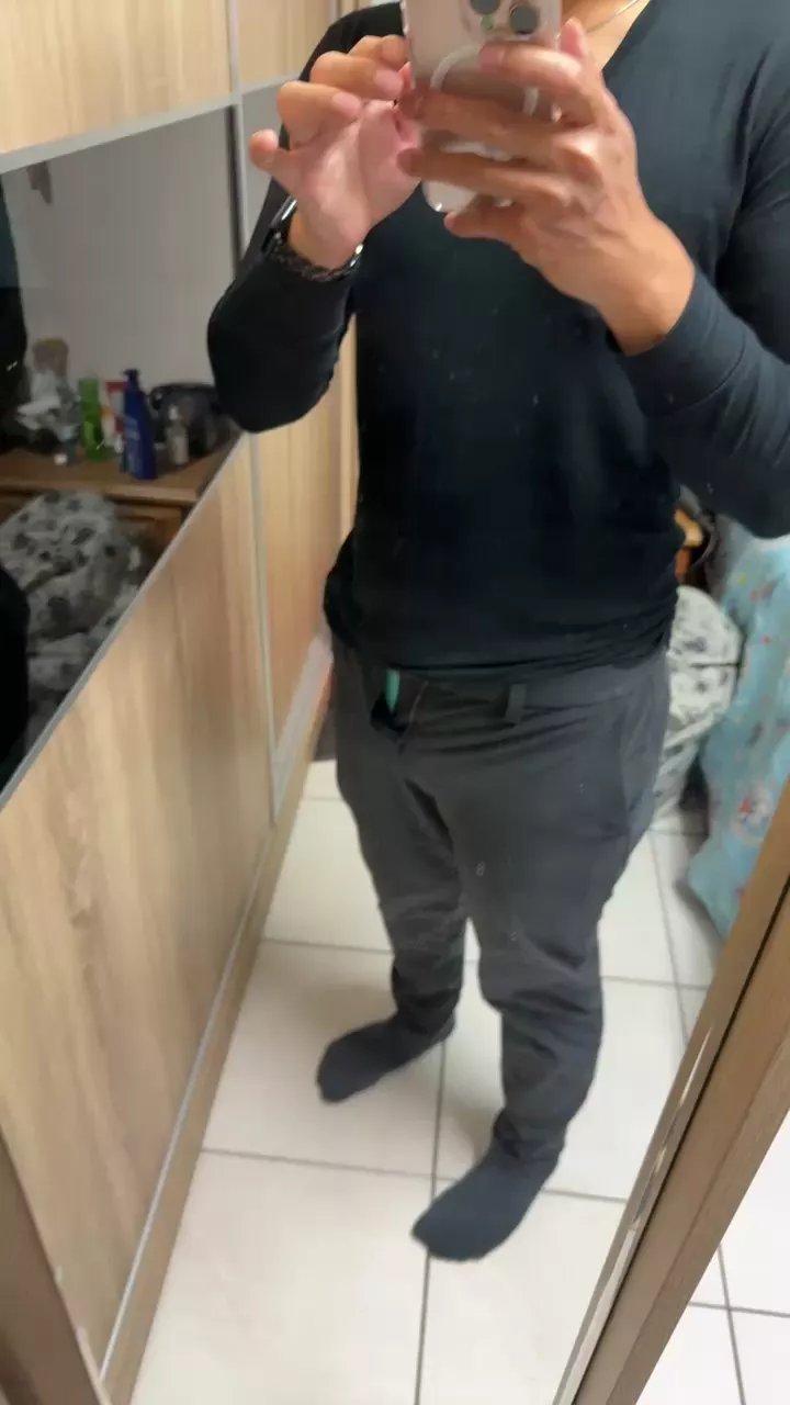 Offline tony0416li on Cam4