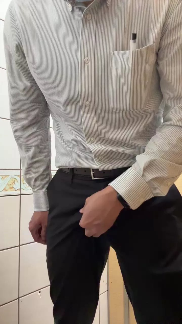 Offline tony0416li on Cam4