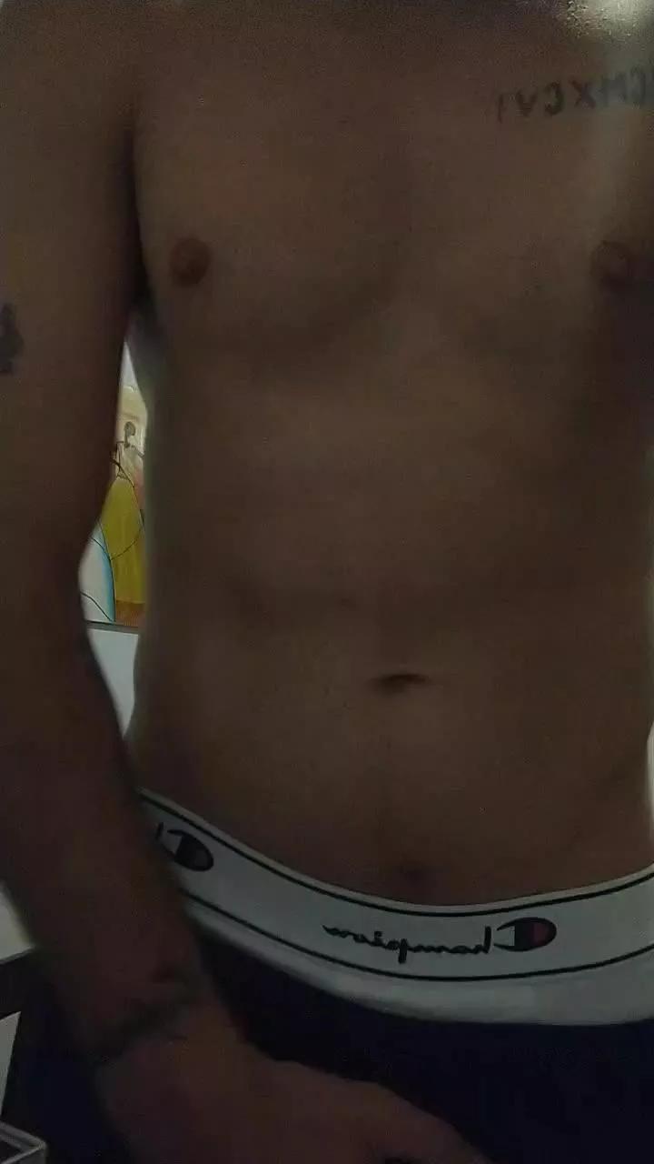Tuticosta on Cam4 