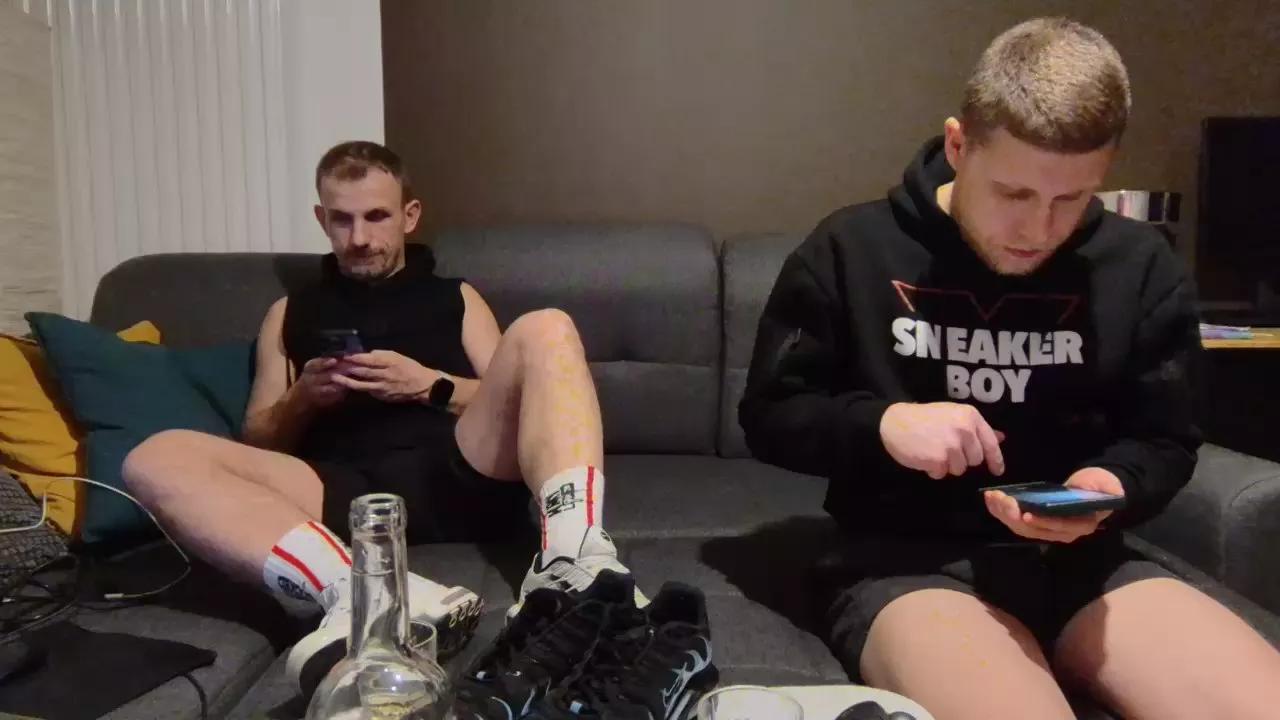 Urban_Sniff on Cam4 