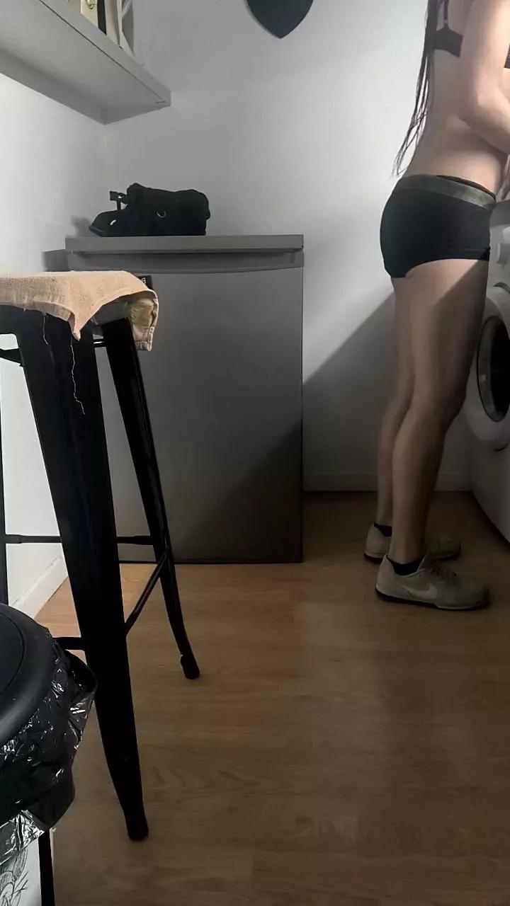 Volcaniik on Cam4 