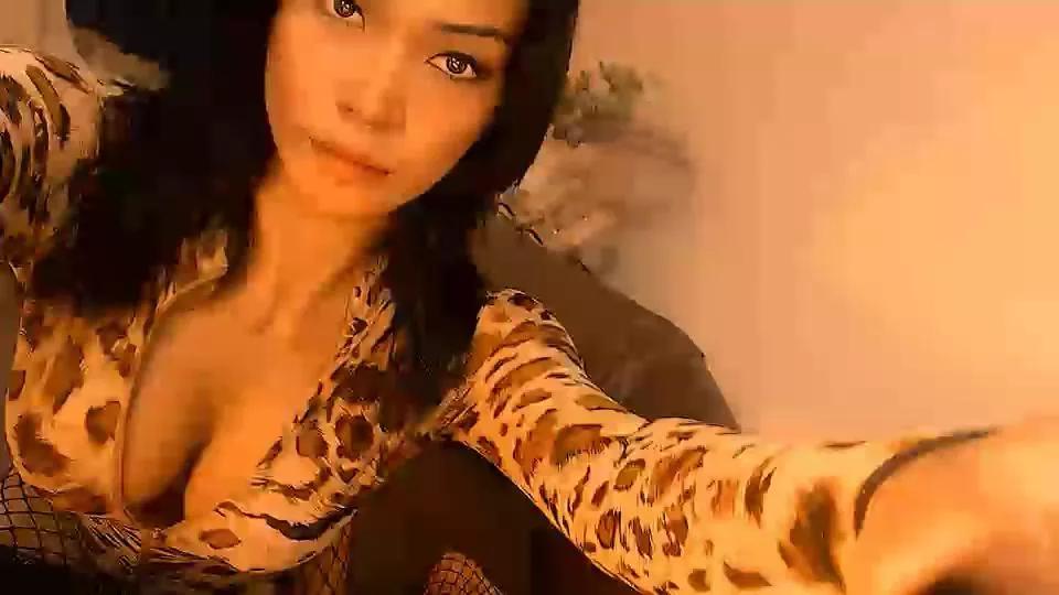 xsassy_lea on Cam4 