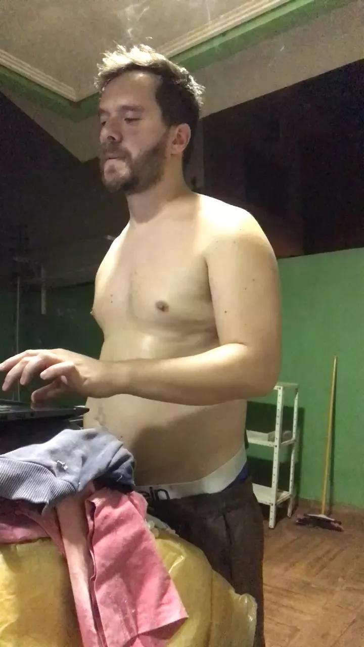 Yagow on Cam4 