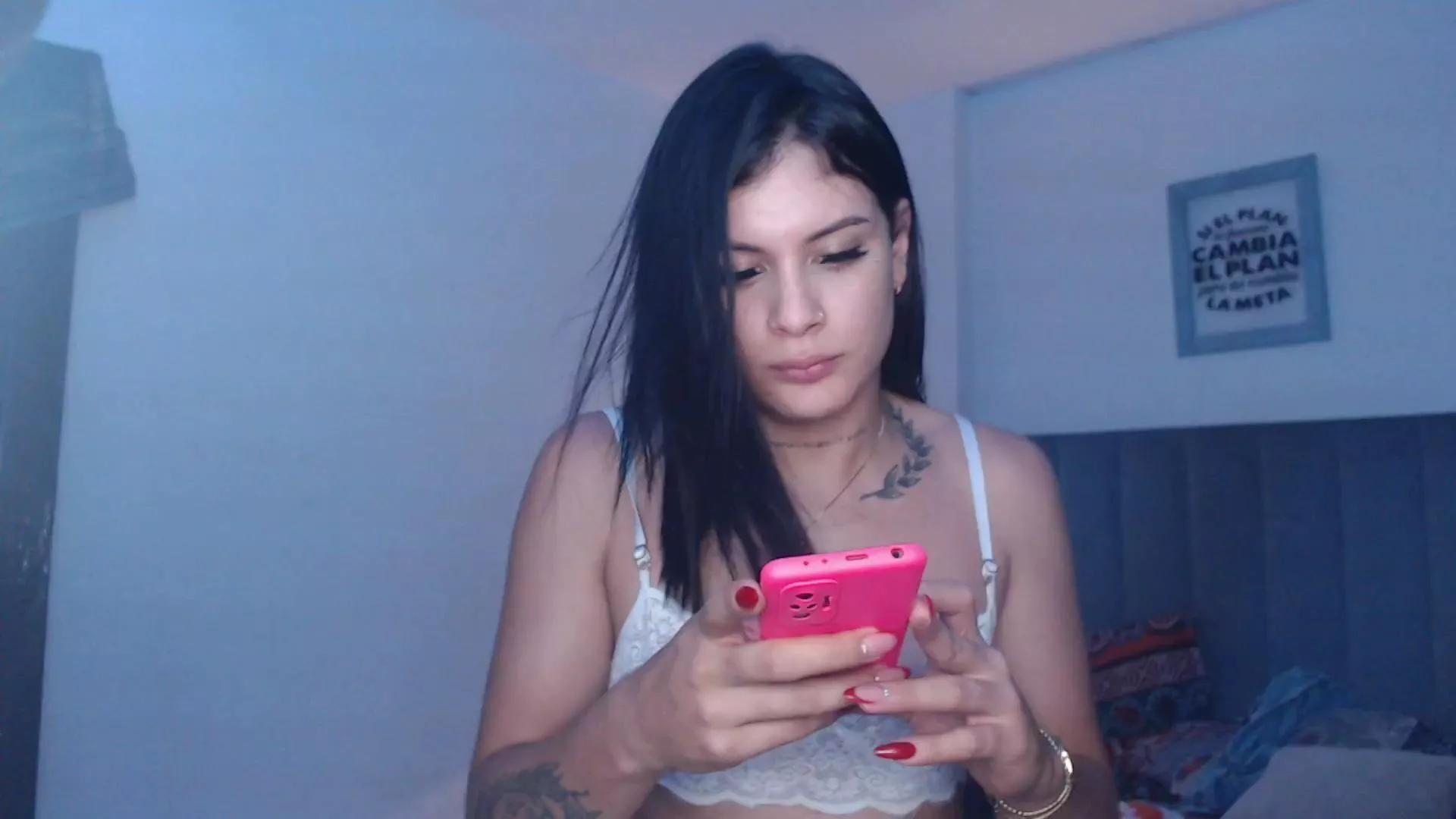 yesikvazolaa on Cam4 
