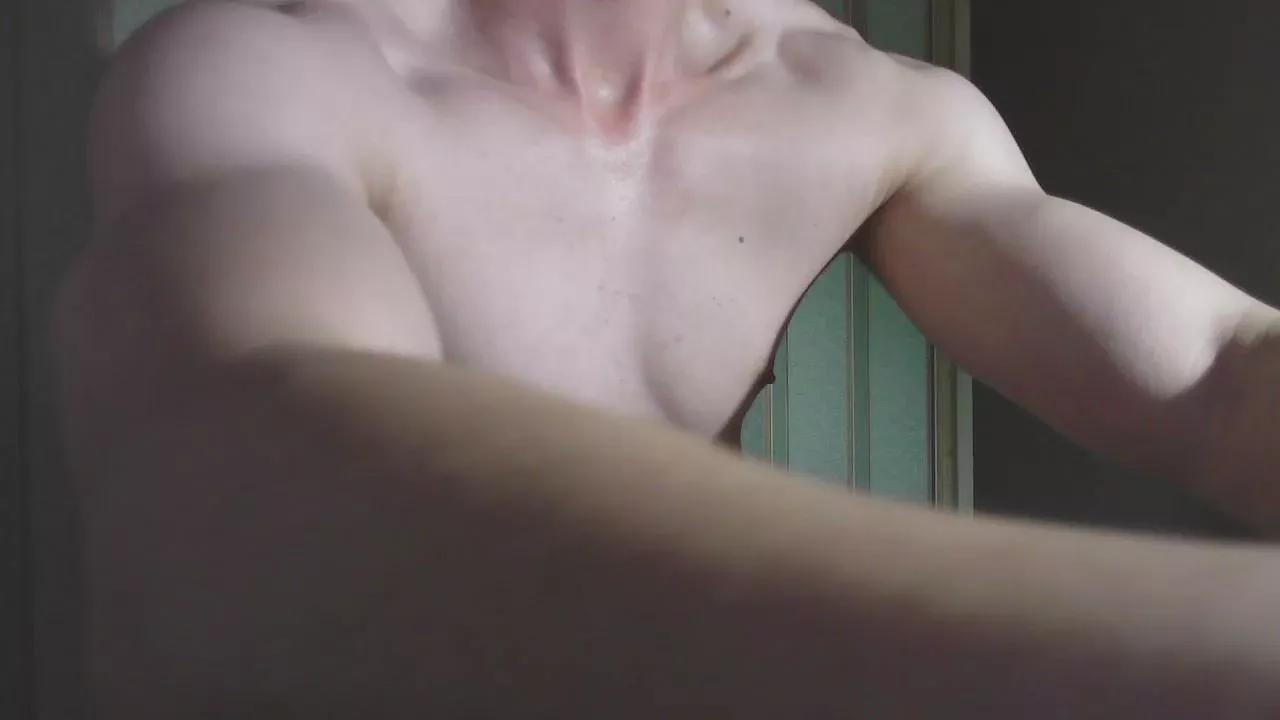 yiwenlai on Cam4 