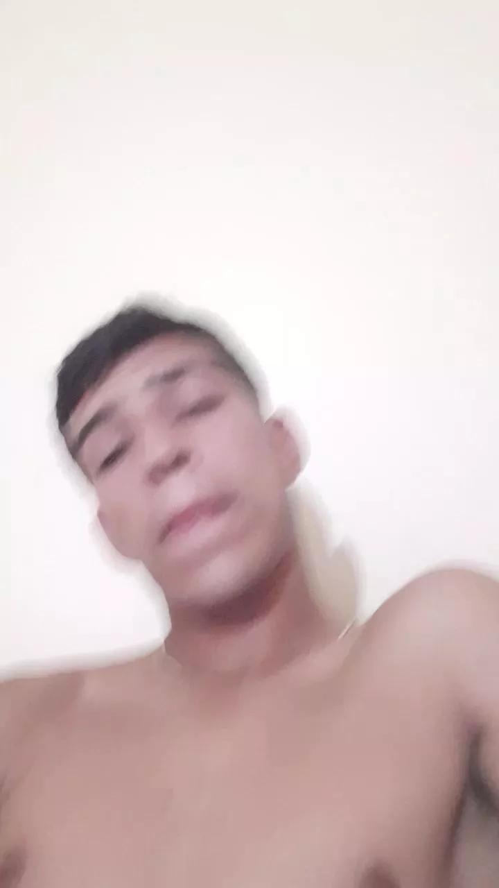 your_latin_cock on Cam4 
