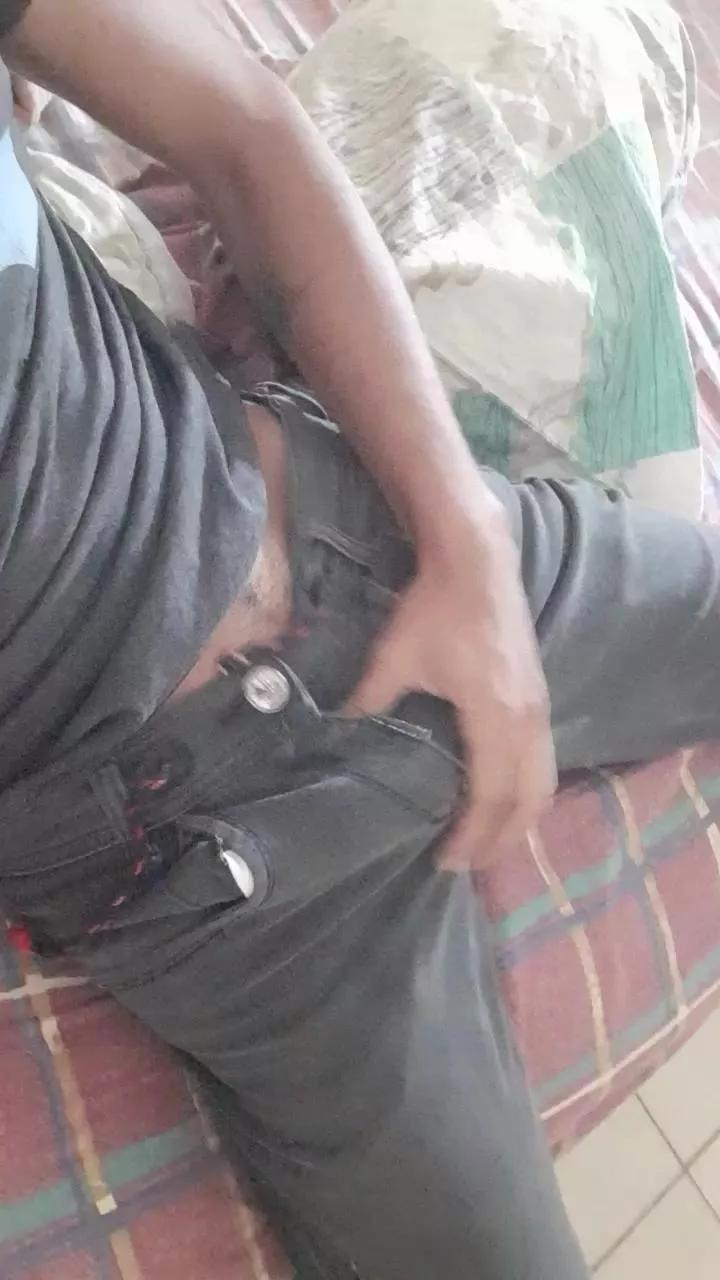 your_latin_cock on Cam4 