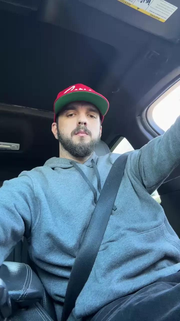 zach187 on Cam4 