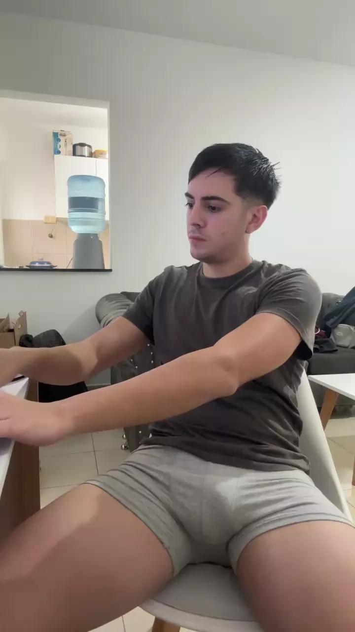 Zonaoeste4 on Cam4 