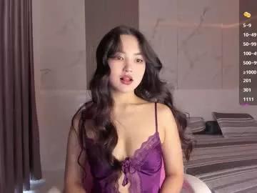 1_love_8 on Chaturbate