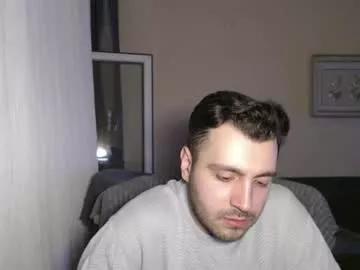 2handsomeman on Chaturbate