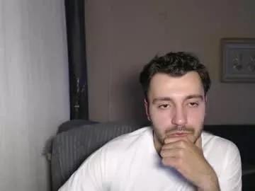 2handsomeman on Chaturbate