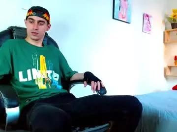 _skyleer_ on Chaturbate