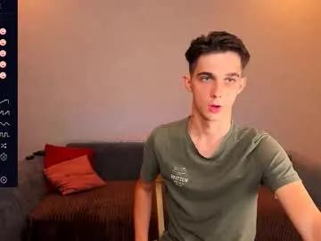 Freechat aaron_bang on Chaturbate