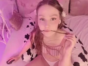 alice_kinky_girl on Chaturbate