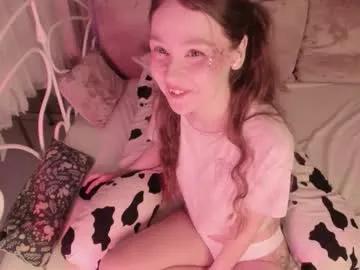 alice_kinky_girl on Chaturbate